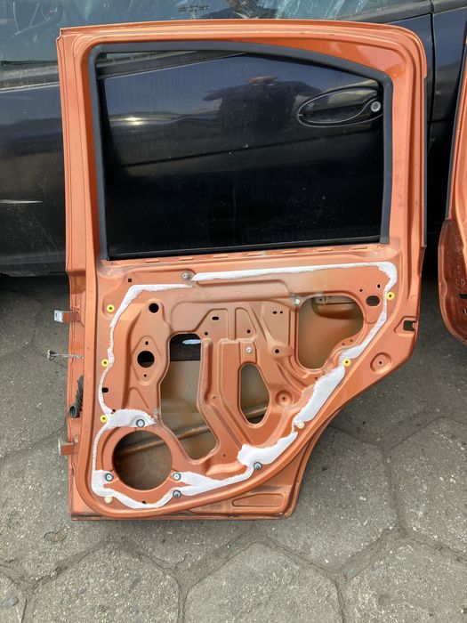 Fiat Panda - drzwi tył lewe prawe