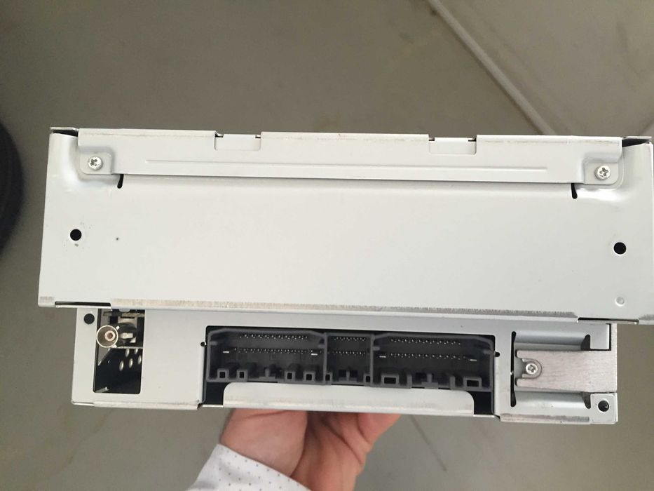 Rádio original Jeep Wrangler JK para 2 e 4 portas e Dodge Journey crd