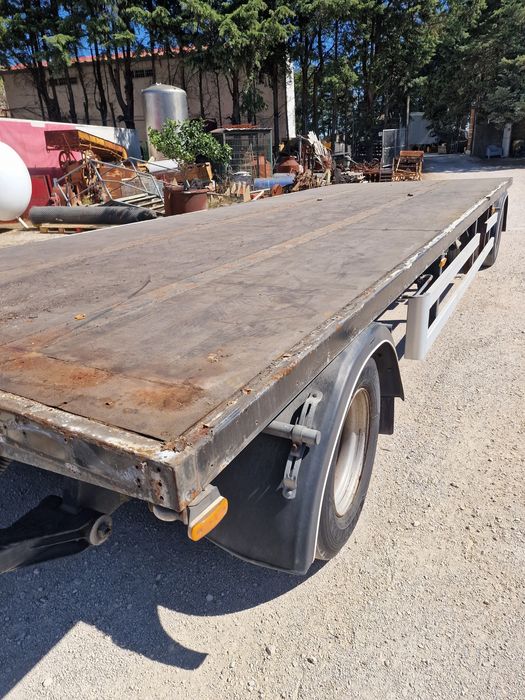 Reboque xico atrelado camião