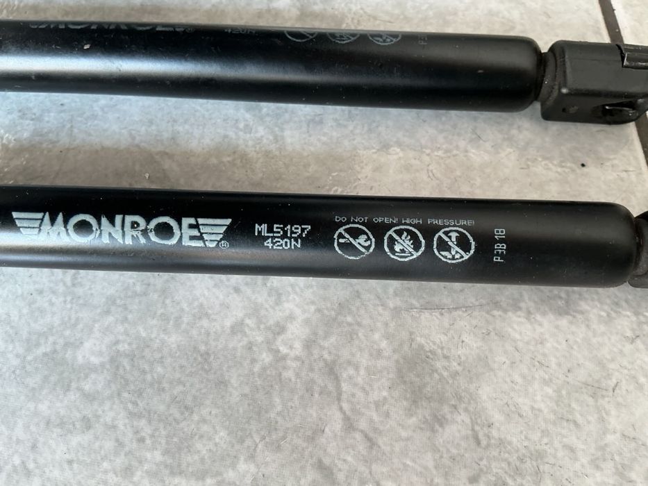 Amortecedores da Tampa da Bagageira Monroe MLS197 Audi A4 B5 - Usados