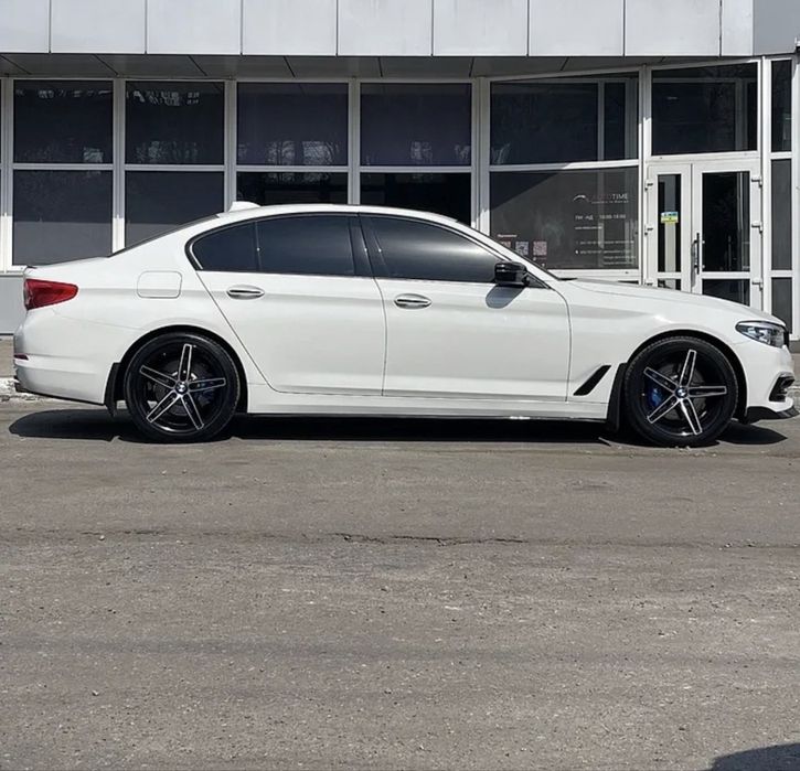 Продам бмв g530e плагин гибрид