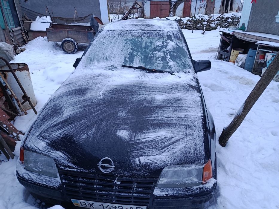 Продам Опель кадет