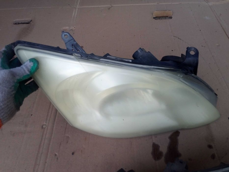 Toyota corolla e12 04-07 lift lampa prawa lewa przód HB europa