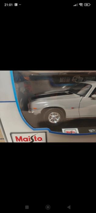 Die cast miniatura chevrolet camaro z28 1971 MAISTO