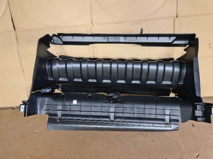 Kierownica powietrza łąpacz wlot pas przód RANGE ROVER SPORT L320 NOWA