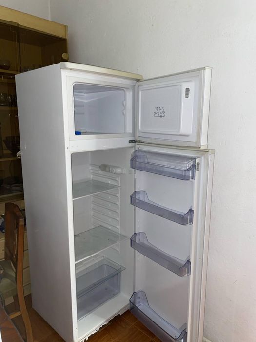 Vendo frigorifico Como Novo!