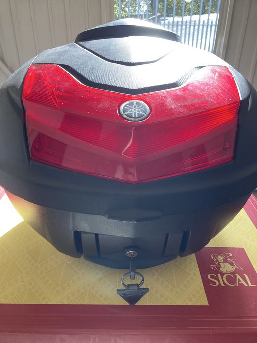 Top case yamaha city 39lts