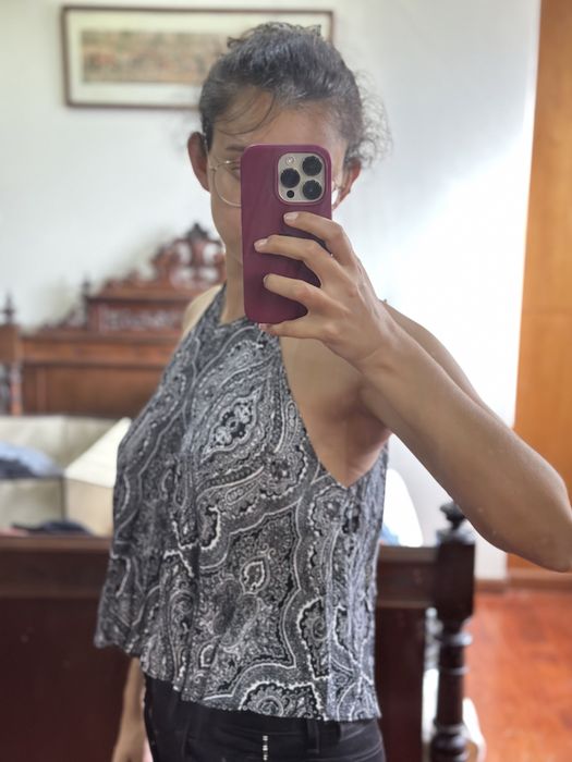 Top gola halter cornucópias - Zara