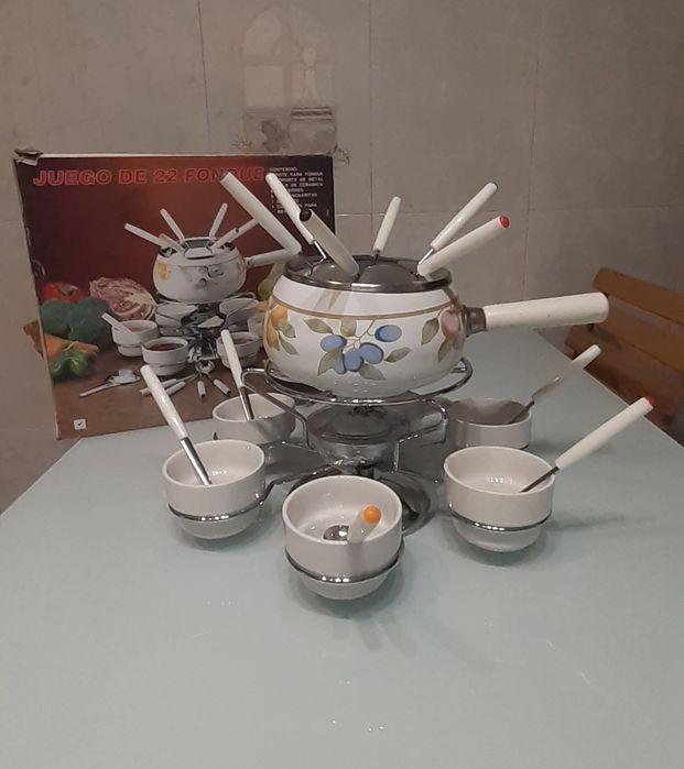 Vendo Fondue,nunca foi usado.