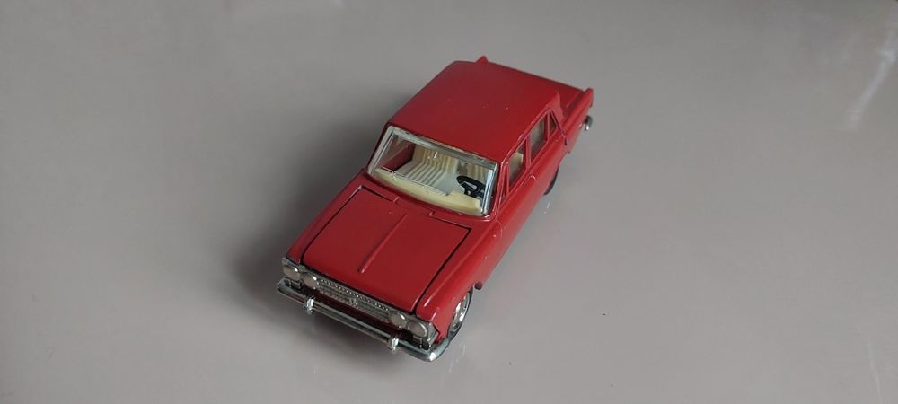 Советская модель Москвич 408 комплектный в масштабе 1.43 СССР