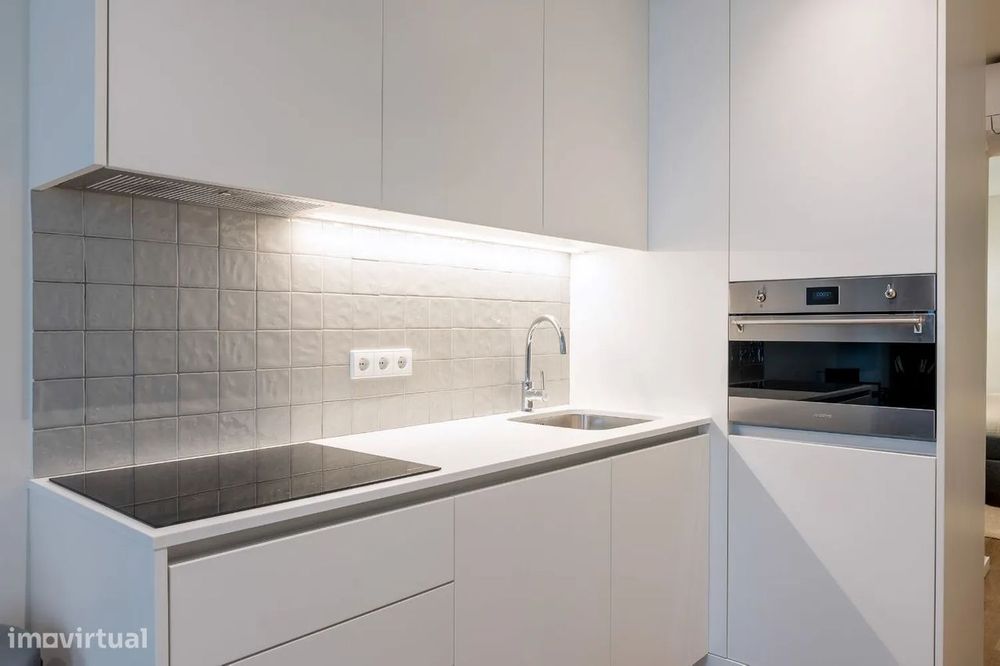 Apartamento T1+1 -Junto à Ponte D. Luís I e à Estação de São Bento — Cedofeita, Santo Ildefonso, Sé, Miragaia, São Nicolau E Vitória, Porto