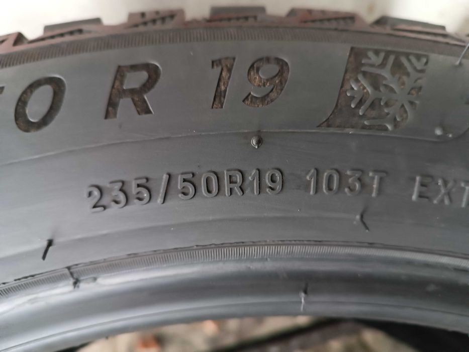 Зимові шини 255/45+235/50 R19 Michelin x-ice north 4	22,24 роки