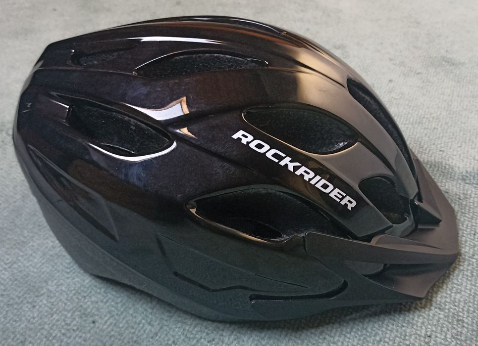 Capacete Bicicleta Rockrider e Pedais Exustar