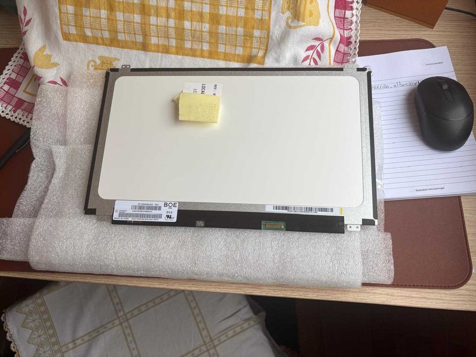 Display LCD 15.6" BOE NT156WHM-N32 V8.0 para Portátil