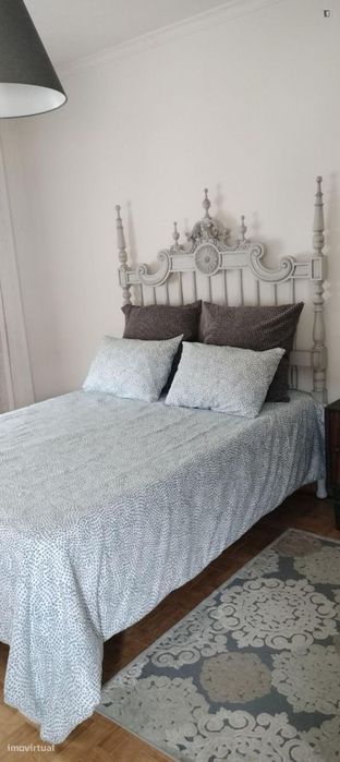 Quarto - localizado em Valongo Porto