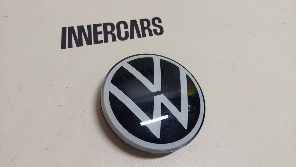 VW ID4 , 2021- емблема кришки багажника, in02466