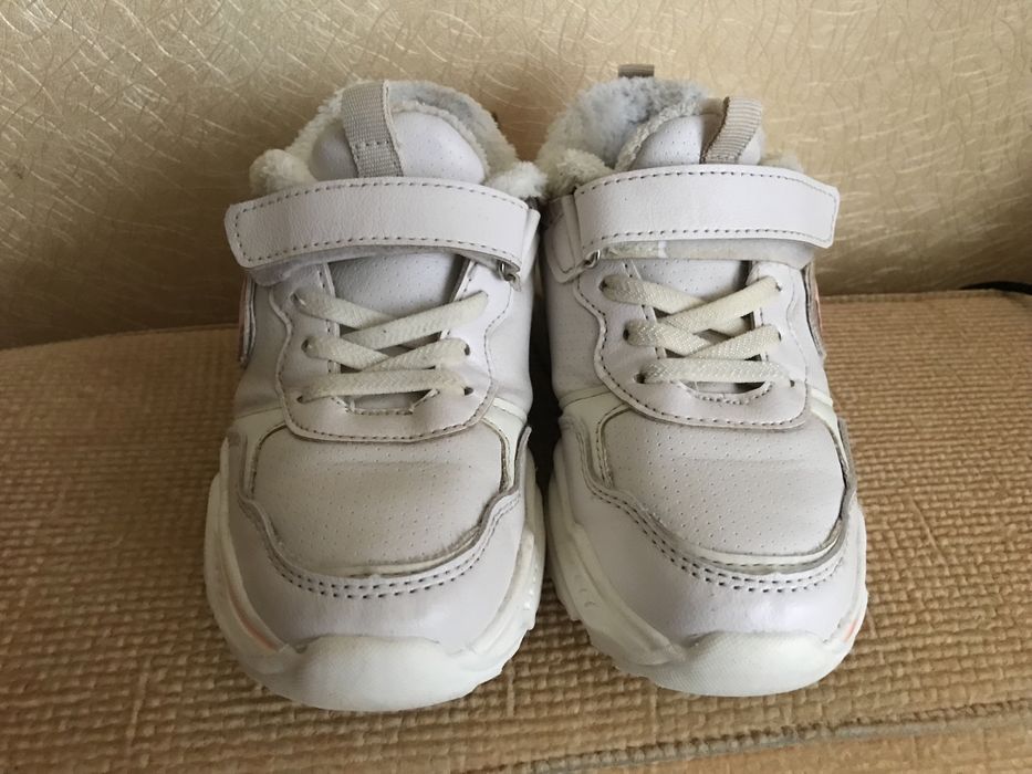 Теплі білі кросівки, кроссовки для дівчаток 31 роз