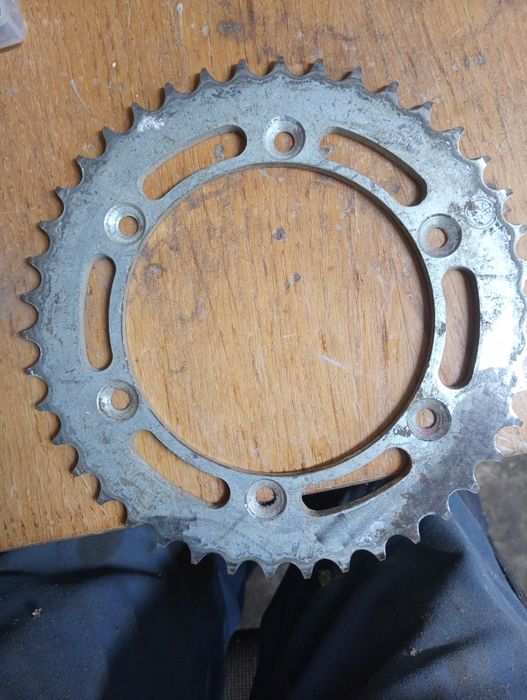 Зірочка до мото на  42, 45,49.