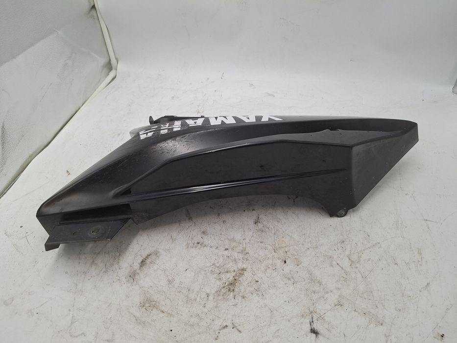 Yamaha yzf 125 r125 owiewka boczek bok plastik pług