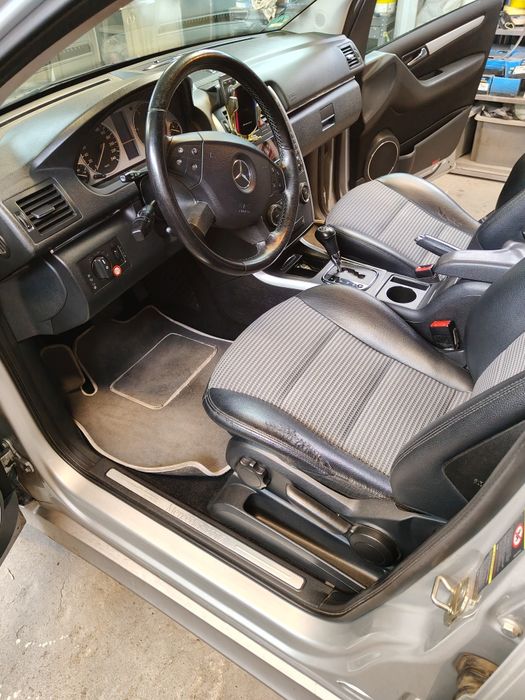 Mercedes Benz W245