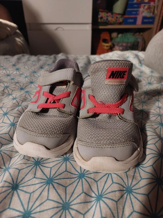 Buty adidasy Nike 27