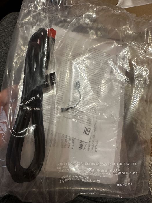 Монітор 27" Samsung S8 S27A800U (LS27A800UNIXCI)