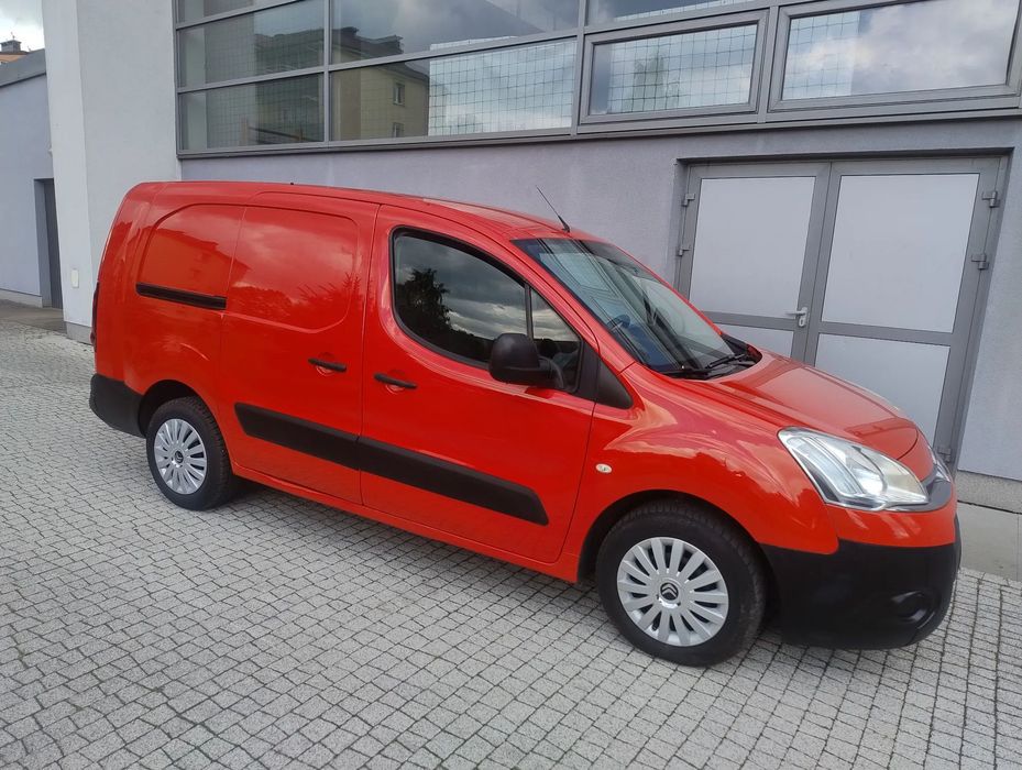 Citroën BERLINGO PO LIFT 1.6 HDI (90KM) 5-BIEGÓW LONG (L2H1) KLIMA STAN IDEALNY SUPER OPCJA 100% BEZWYPADKOWY SERWIS KM NIE MA RDZY ! ! !  PAKA 2,05M LONG (L2H1) Stan Idealny KLIMA 100% Bezwypadkowy Serwis KM