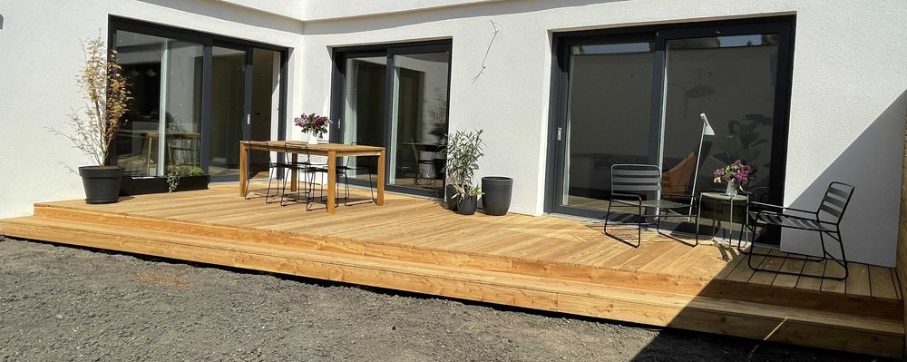 Taras drewniany, taras kompozytowy, renowacja tarasu.