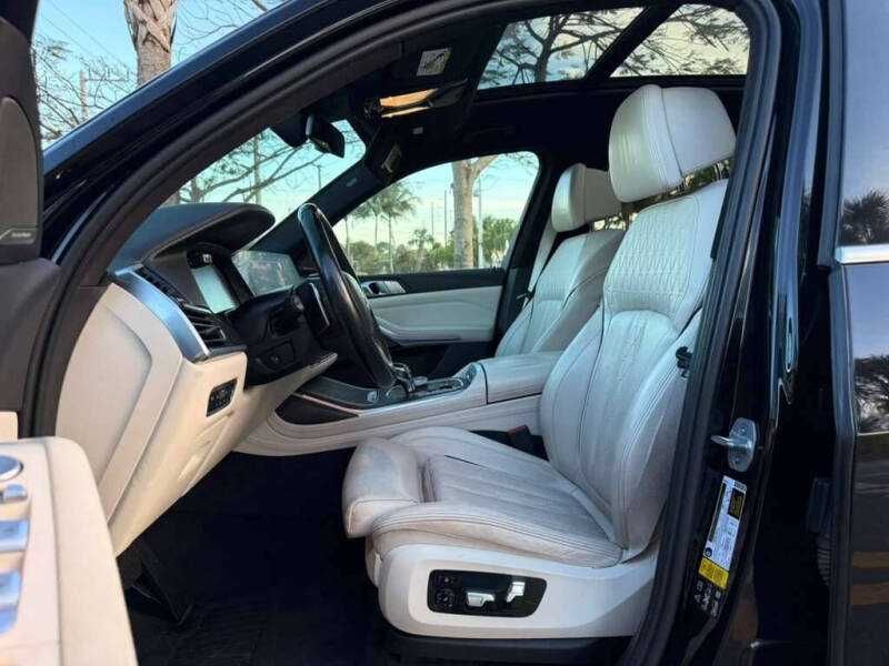 2020 BMW X7 xDrive40i