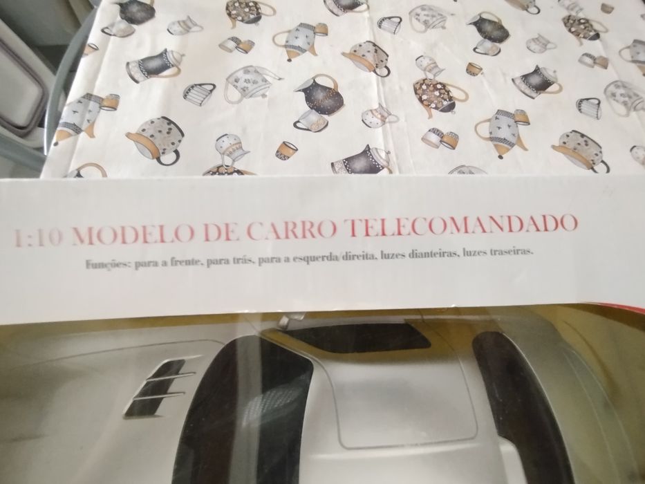 Carro telecomandado Mercedes