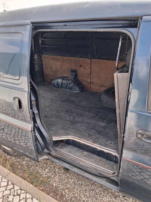 Hyundai H1 2.5 TD