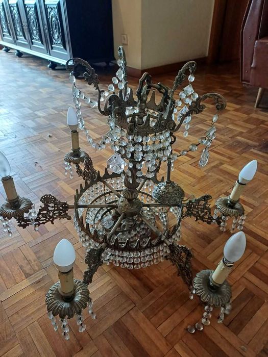 Candeeiro clássico de vidrinhos