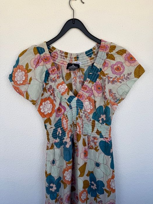 Vestido Floral Mulher