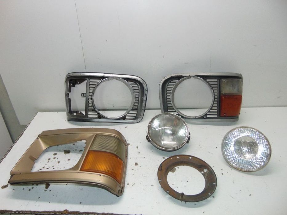Toyota hiace aros de farol e +peças