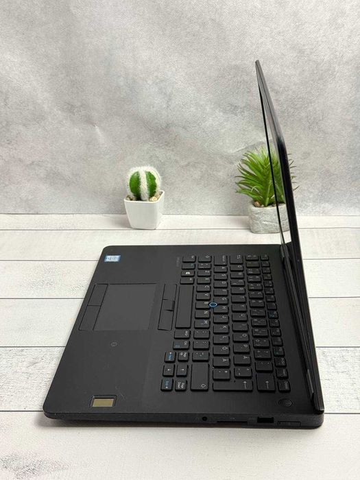 Dell 7470 i5-6300U 8ram ssd 256 Full HD 1920-1080