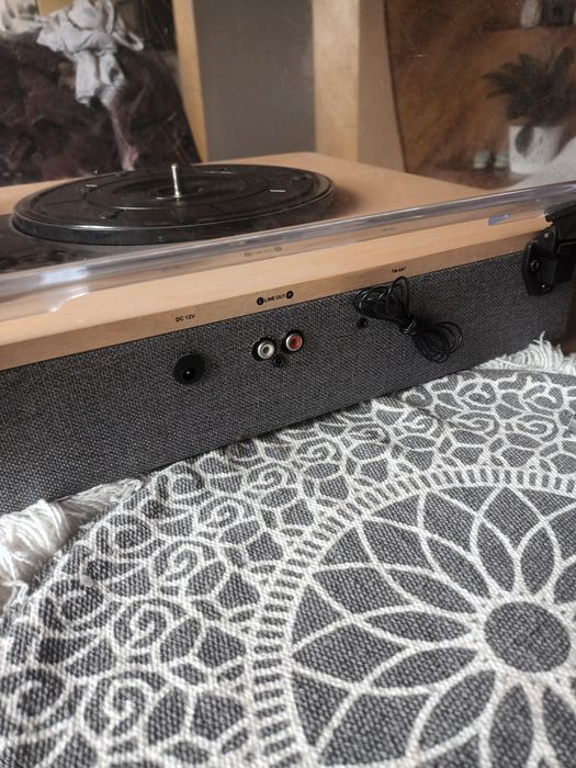 Gramofon w stanie bardzo dobrym