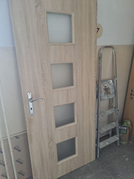 Drzwi wewnętrzne 80 lewe