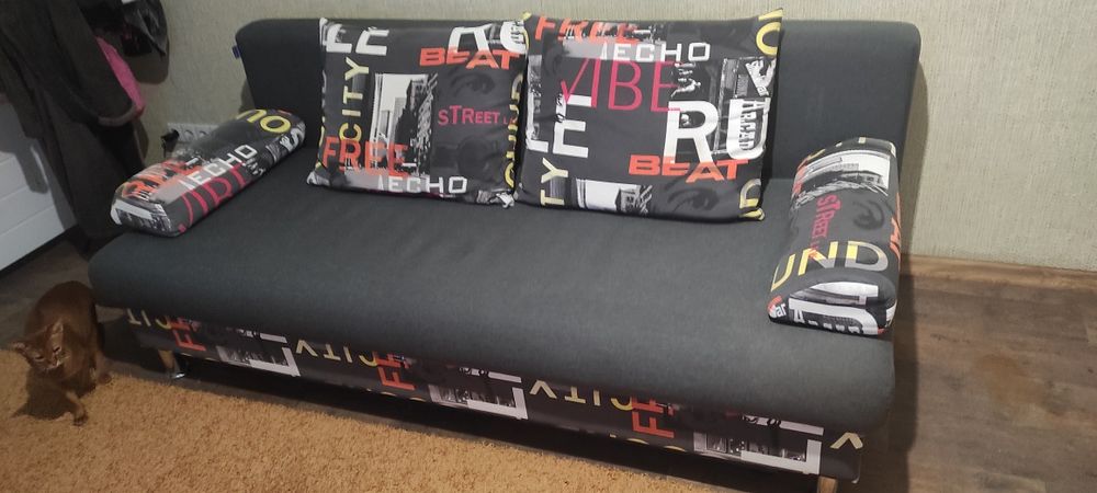 Диван раскладной, тахта