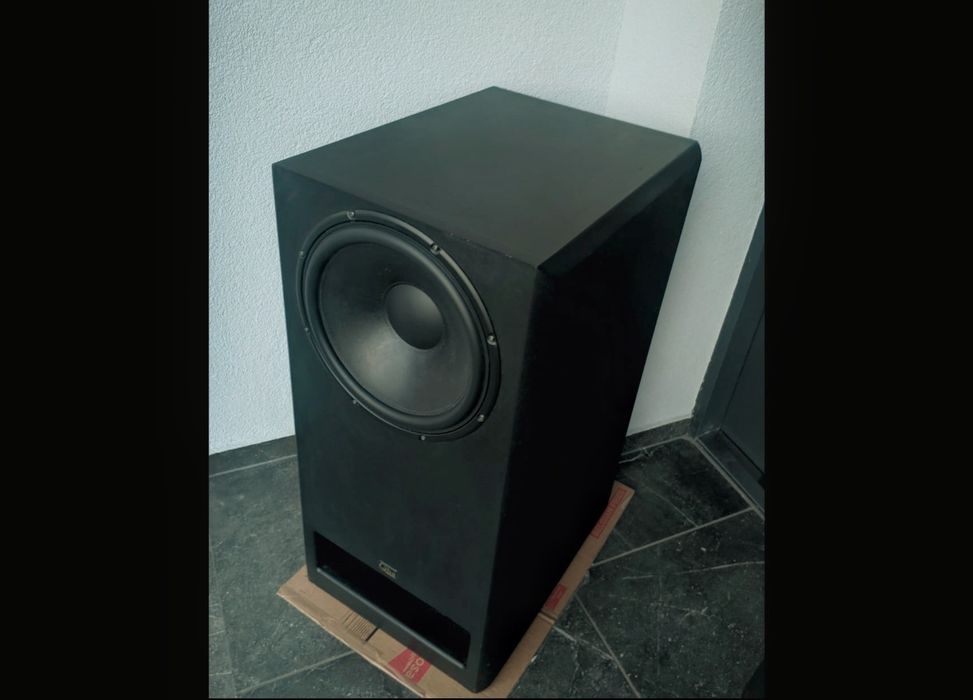 MEGA moc i jakość - ogromny subwoofer QBA  430W