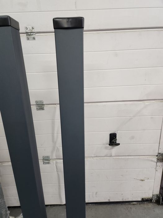 Słupki ogrodzeniowe ocynkowane nowe