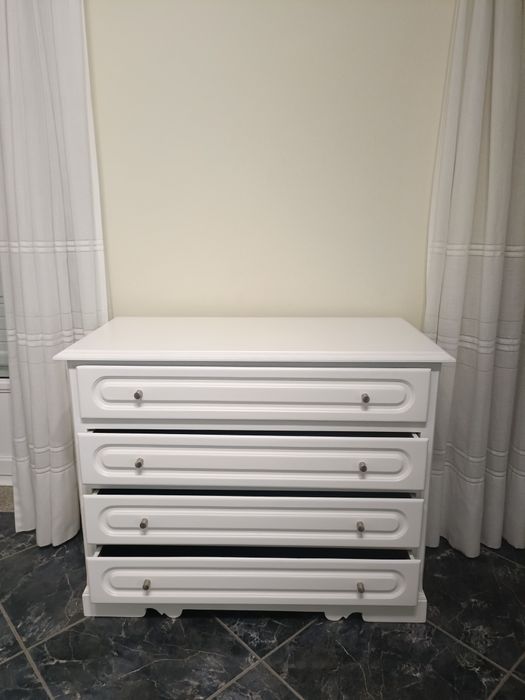 Quarto completo antigo restourado