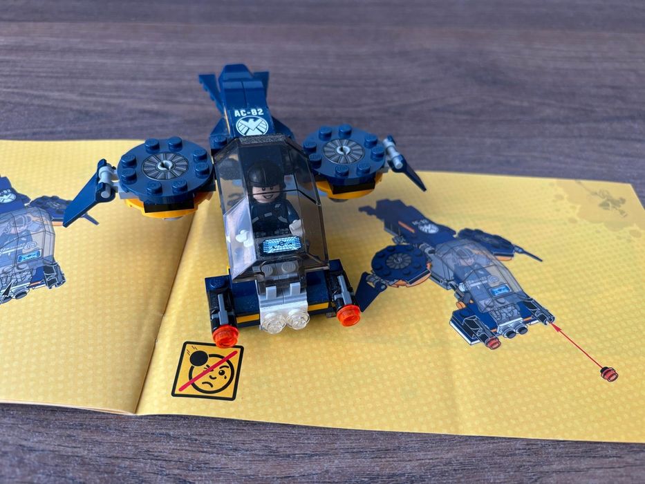 Lego Marvel # 76036
Jato de Ataque da SHIELD