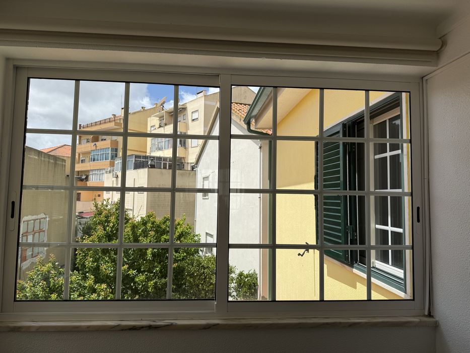Janelas vidro duplo em aluminio