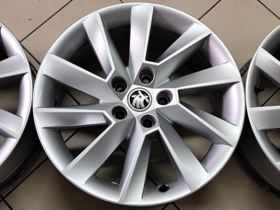 Диски R-17 5*112 7j et40 цо57,1 (Skoda, Volkswagen, Audi, Seat)