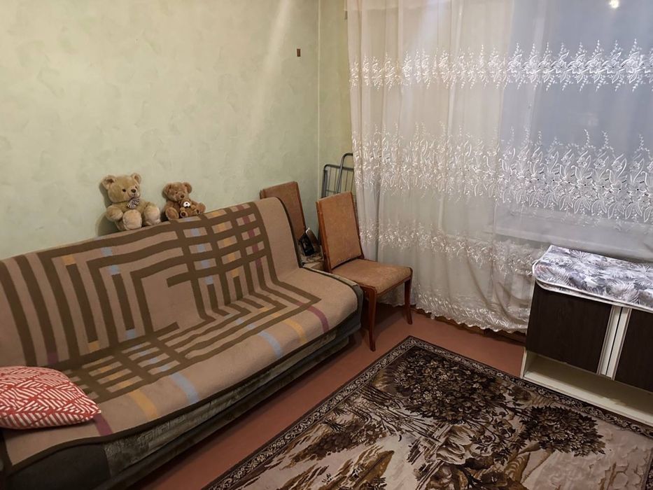 Оренда кімнати на Вишеньці для дівчини. Келецька Ващука Ринок Вишенька