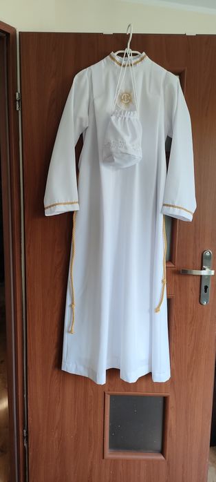 Alba komunijna długa.