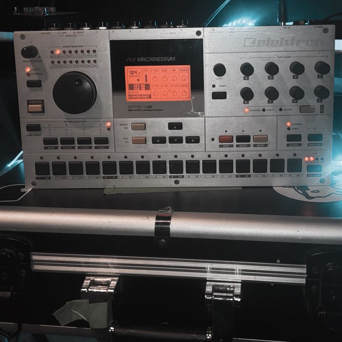 Elektron Machinedrum SPS-1 UW MKII + Hardcase Analog Cases