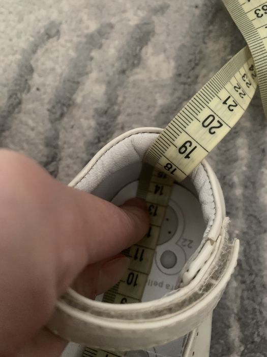 Buciki chicco dla dziewczynki rozmiar 22
