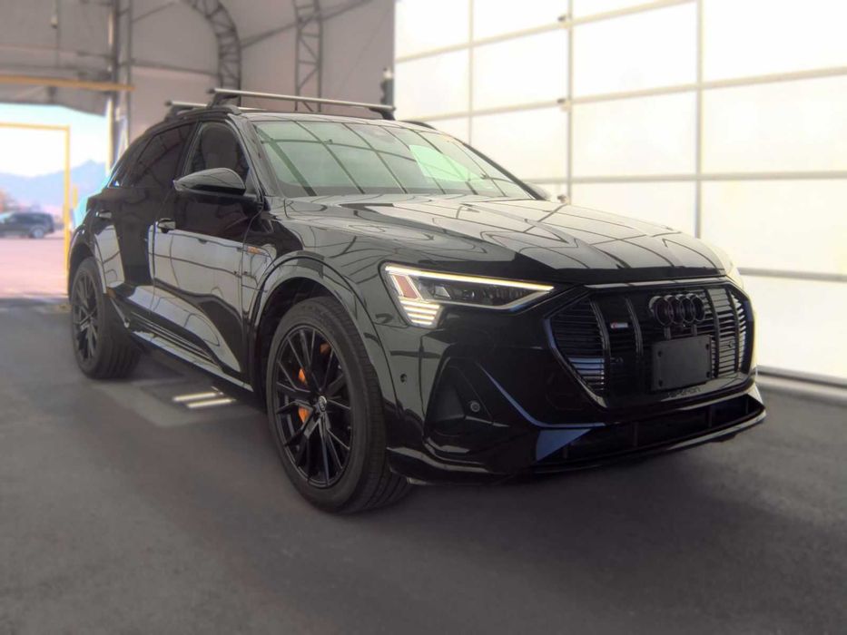 Audi e-tron Chronos Edition 2022 | 95 kWh | Топова версія | Пневмо | Matrix | B&O
