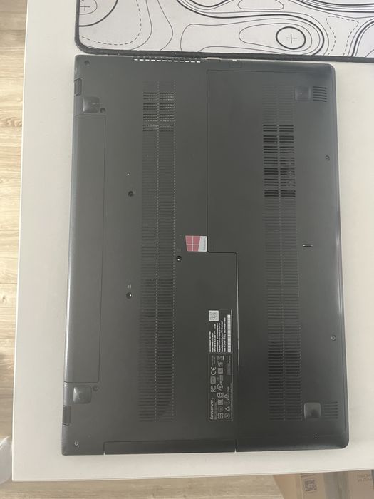 Laptop lenovo ideapad 300-17ISK